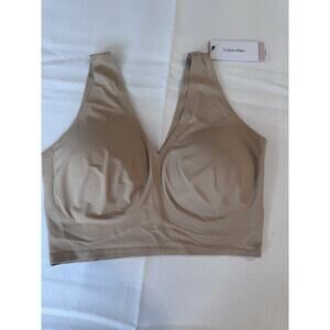 Calvin Klein Women's Invisibles Lightly Lined V Neck Bralette, NWT, Size L
